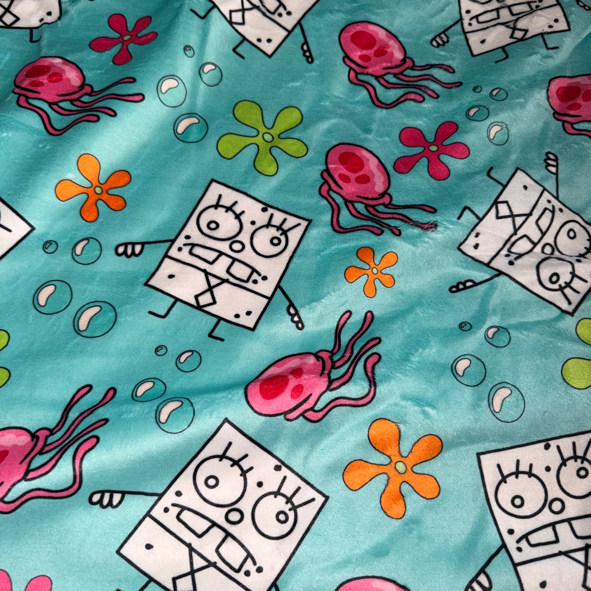 Tori- doodlebob minky: size 8 blanket hoodie (solid hood and pocket)