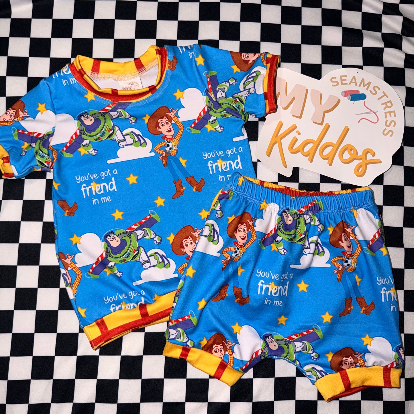 12/18m set simple tee & kangaroo shorts RTS