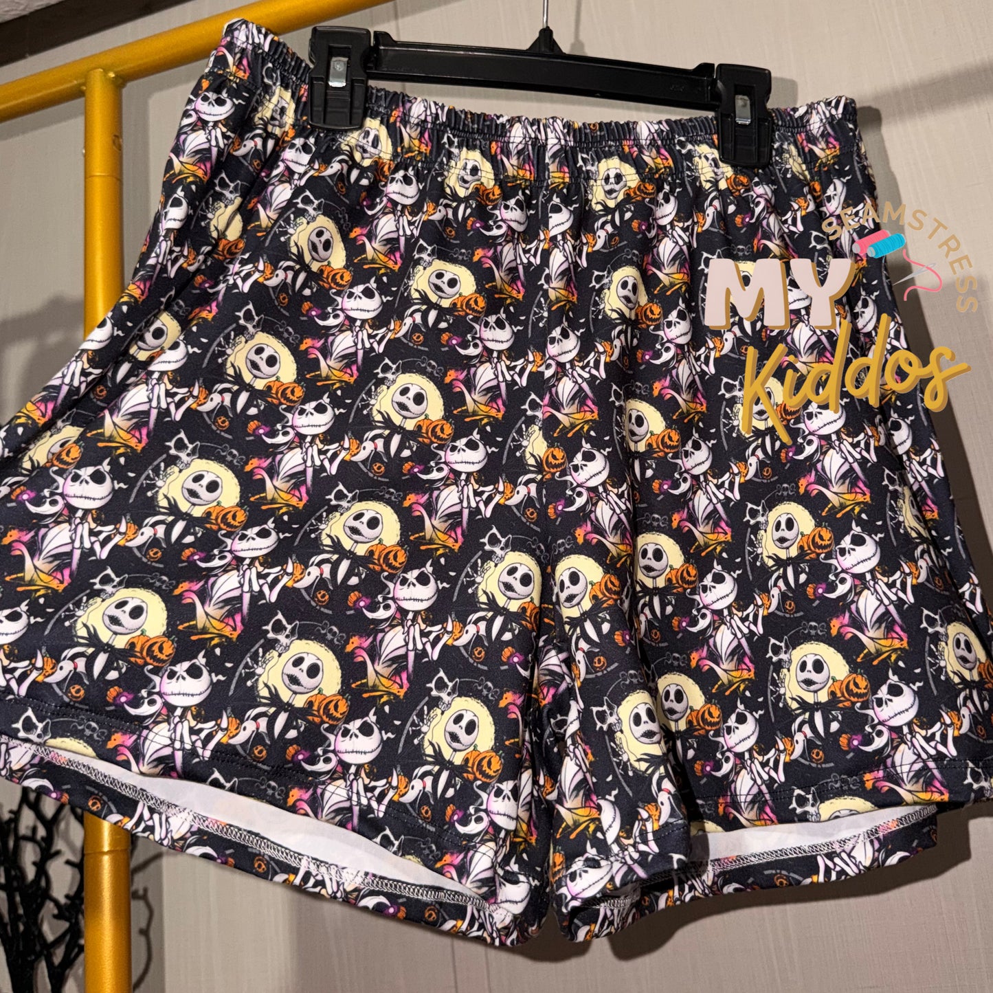 Size medium adult flowy shorts rts