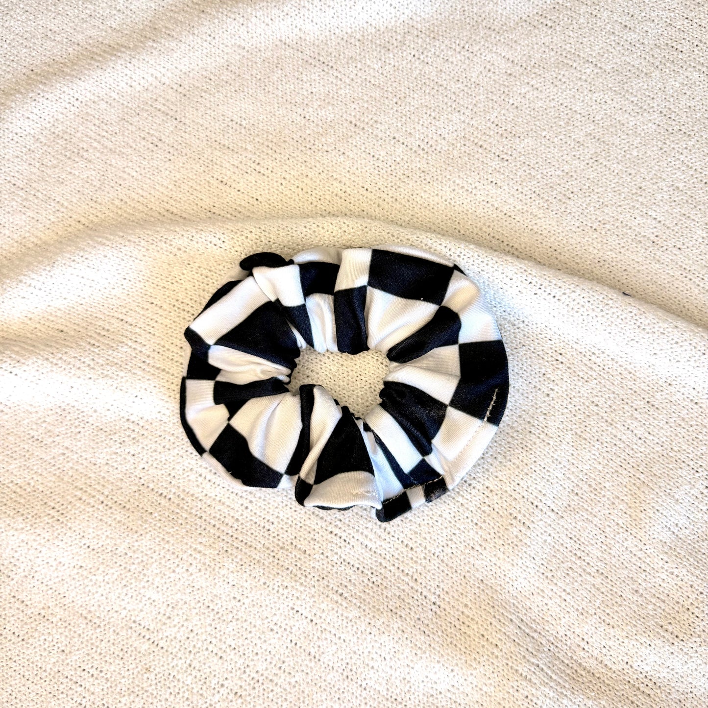 Scrunchie rts checkered