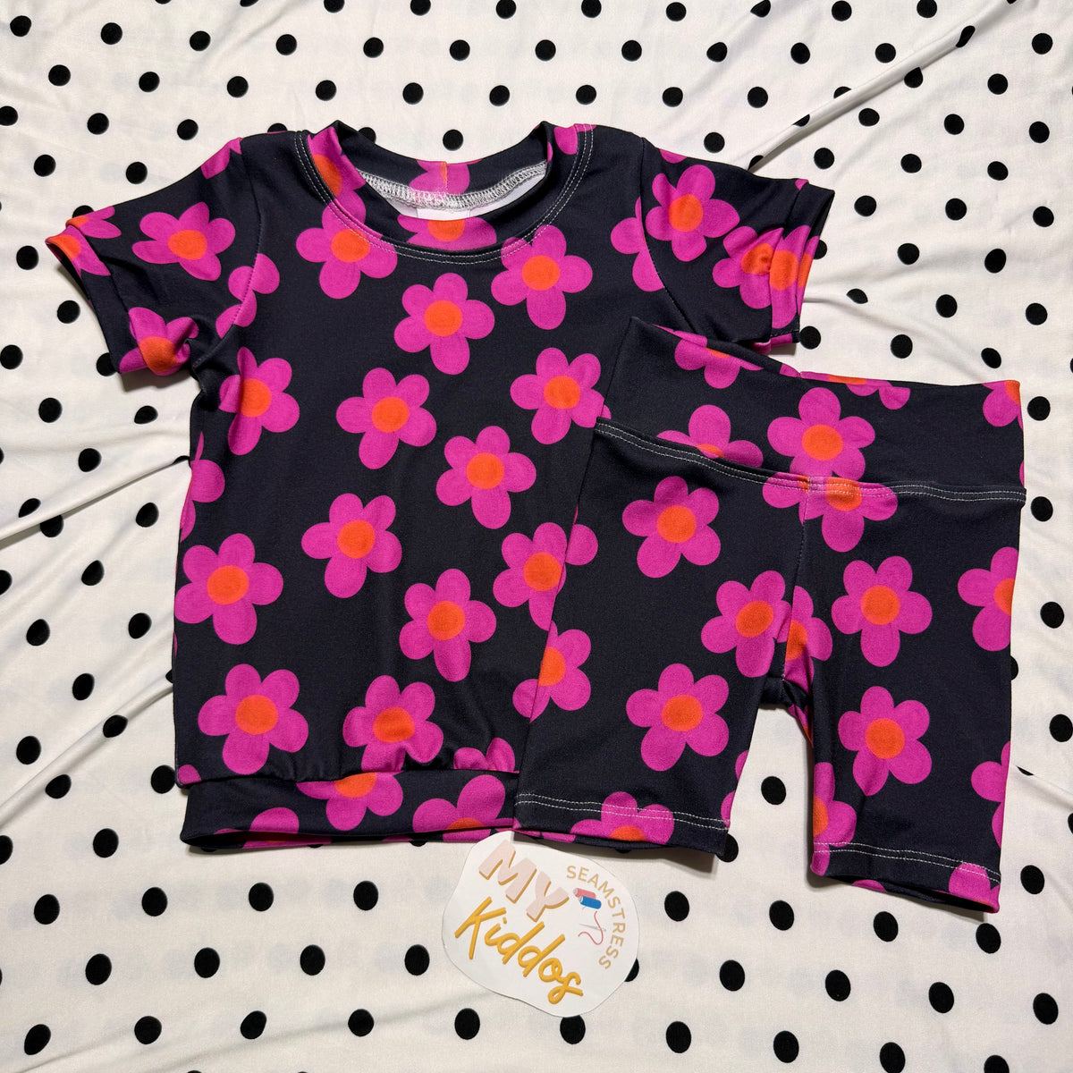 9/12m simple tee and biker shorts set rts