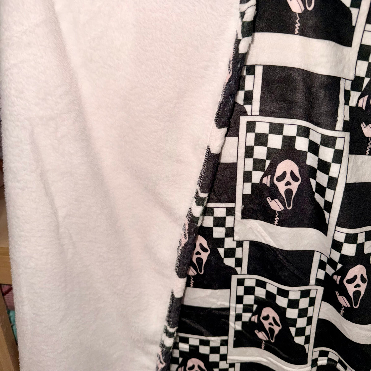 80"x65" minky blanket single layer soft on both sides RTS ghostface