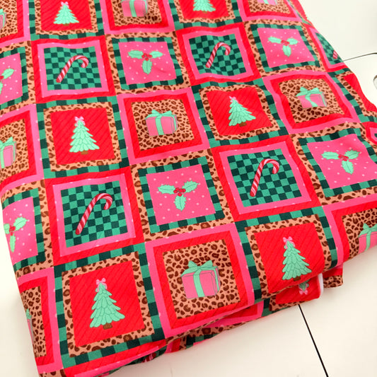 Payton- Christmas retro patchwork and green checkered 2T color blocked flowy pants