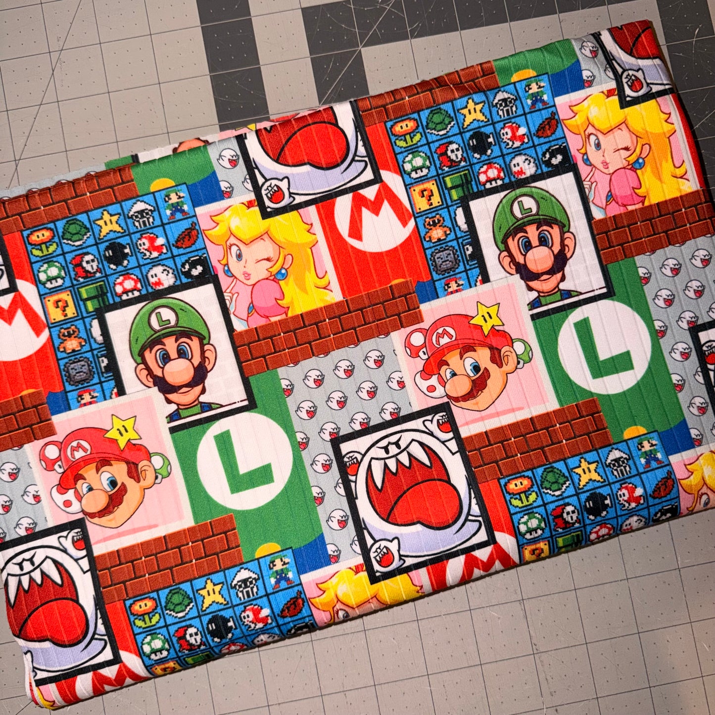 Ashley- Mario bros fabric: size 6 lounge sweatshirt 20-25 BD TAT