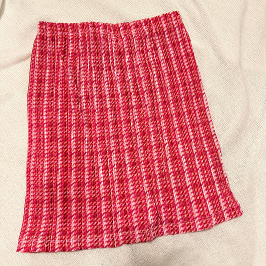 Kids size 14 skirt- brand: my kiddos seamstress- new only tried on