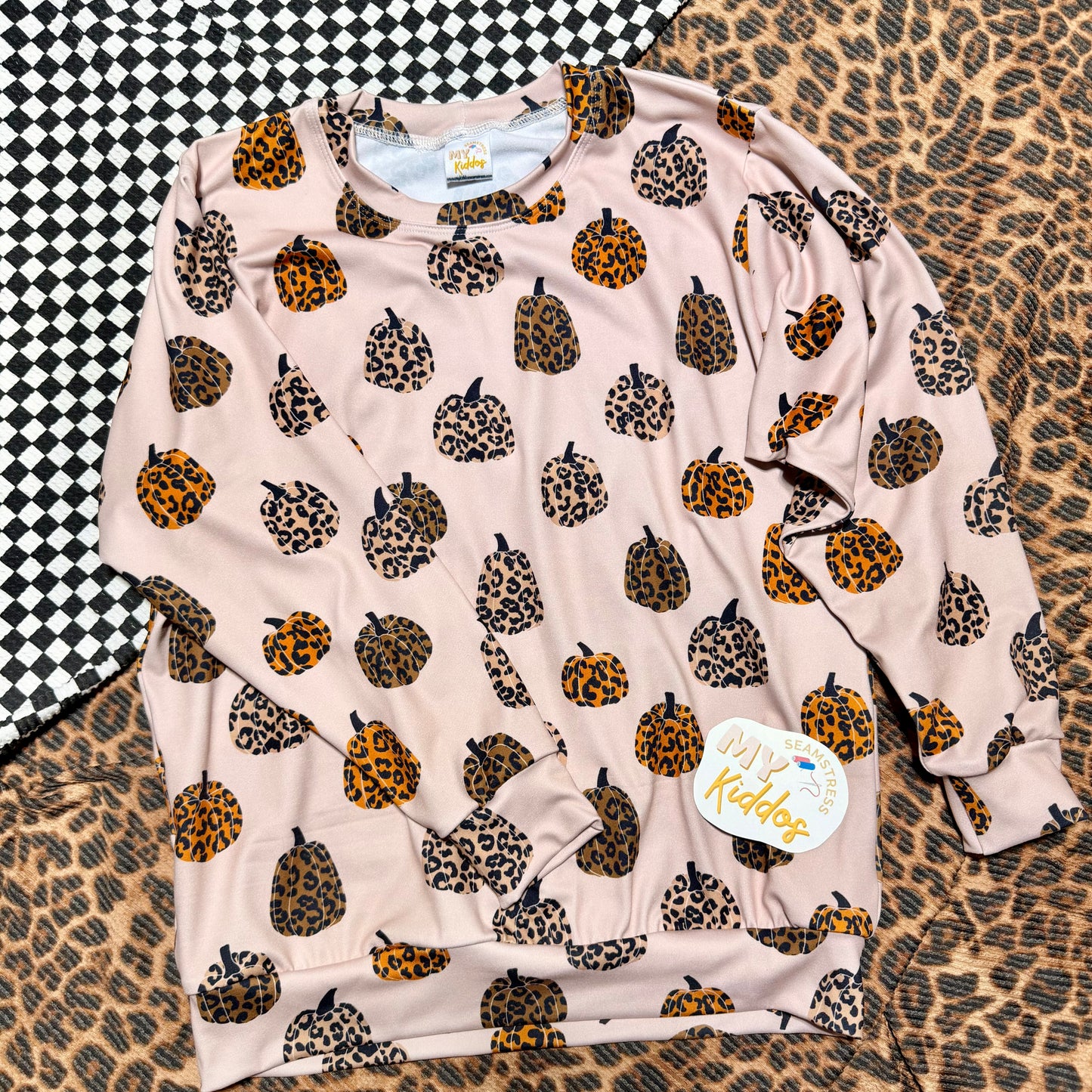 Size 12 lounge sweatshirt RTs