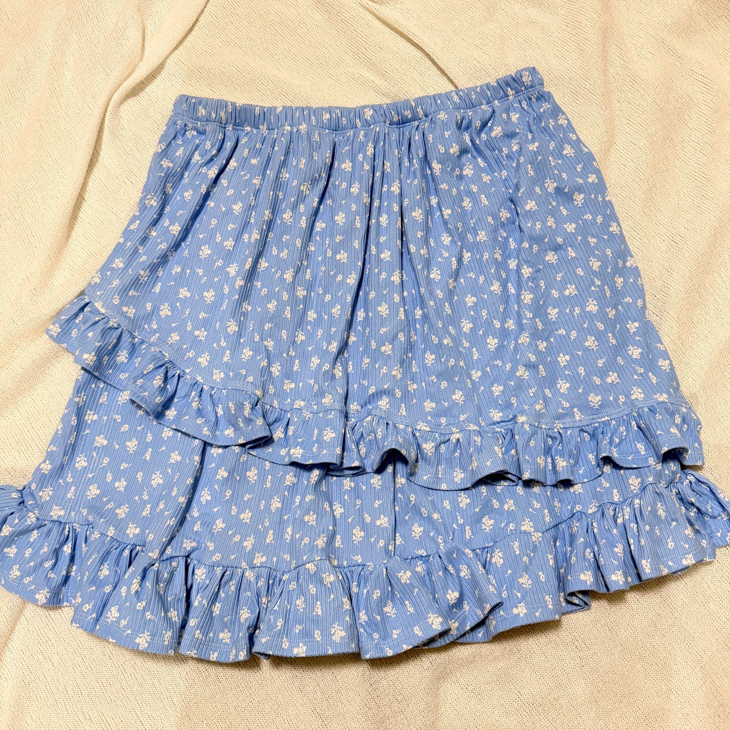 Large adult skirt-brand: my kiddos seamstress- excellent used condition